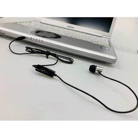 片耳ステレオイヤホン　リモコンマイク付の3番目の写真